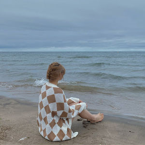 Meet your Posher, Ly